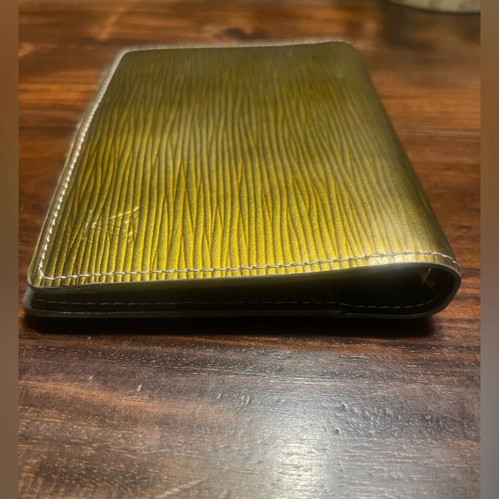 Louis Vuitton Textured Gold Agenda